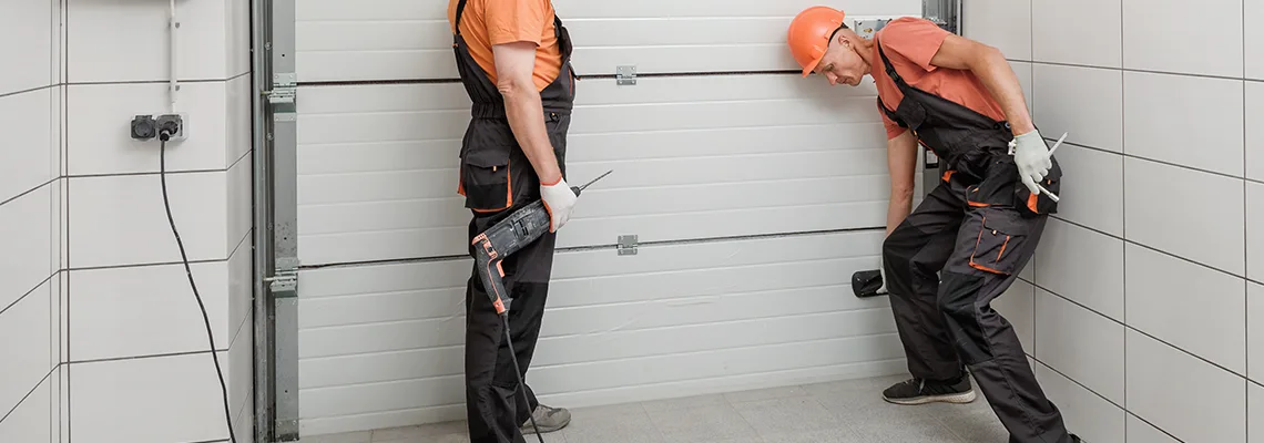 Fix Commercial Garage Door Issues in Oak Park, Illinois