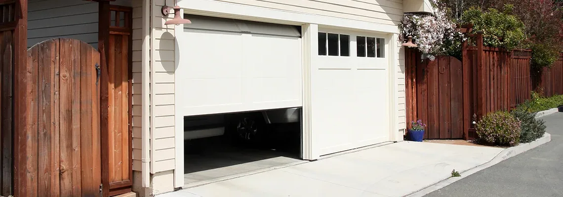 Repair Garage Door Won't Close Light Blinks in Oak Park, Illinois