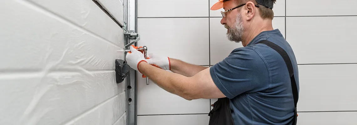 Weatherproof Insulated Garage Door Service in Oak Park, IL