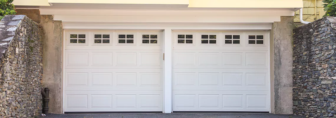 Windsor Wood Garage Doors Installation in Oak Park, IL